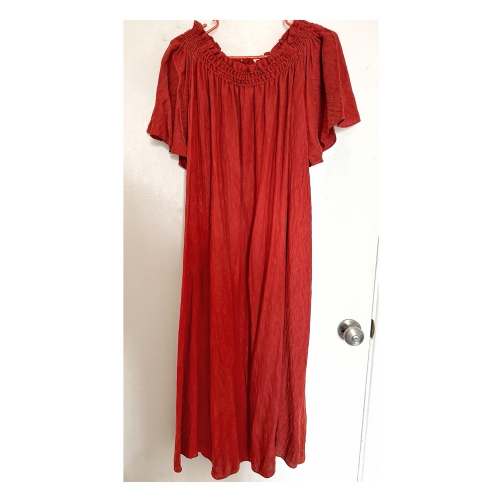 H&M Off Shoulder Short Sleeve Midi Dress